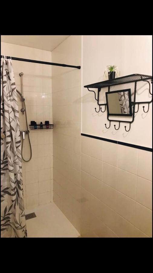 Gite Baie Bonheur Genêts المظهر الخارجي الصورة